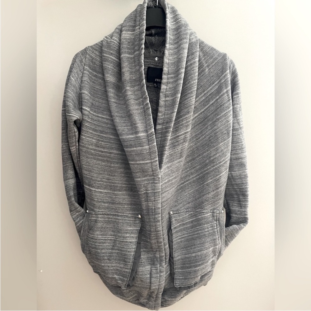 EUC Aritzia Wilfred Free Rousseau Cardigan Sweater Size XS